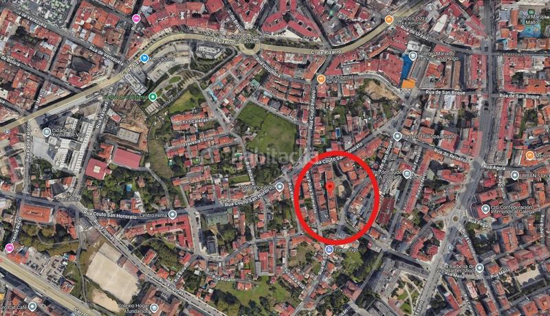 Foto d6c7c084-9bf0-4400-b895-42e55dfb613c. Parking coche plaza de garaje para coche pequeño en san roque en Vigo