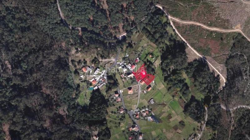 Foto b5a5909b-c1fc-423d-9e83-5d11eebf87af. Terrain résidentiel dans lugar san lourenzo dans Moaña