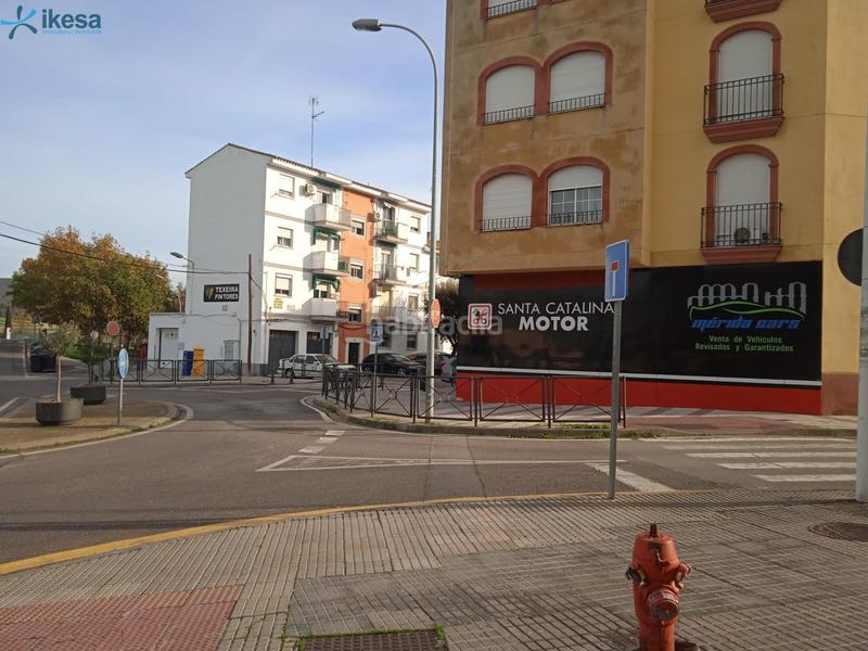 Foto bebead55-8da2-42c3-9578-3f03355e41c1. Parking coche venta de garaje badajoz en Norte Mérida