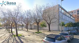 Pis a Colores -  Entreparques. Venta de piso  pk en sevilla