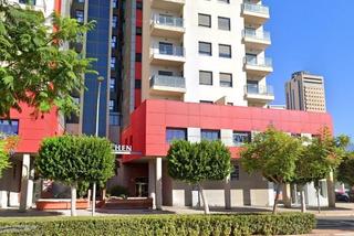Flat in Pabellón - Estación - El Corte Inglés. Venta de piso en el ejido almería