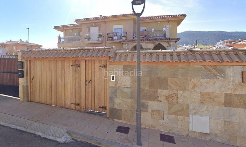 Foto 2c6d9494-0174-4768-a4c0-ee9e4412ebf7. Xalet amb aparcament a Guardia de Jaén (La)