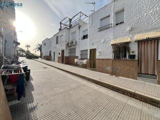 Casa adossada en Ncleo Urbano. Vivienda en aljaraque, cesin de crdito.