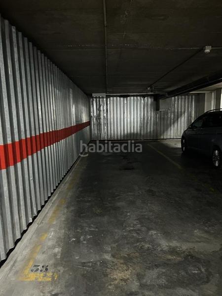 Foto 440b70a5-40fb-42e0-9814-ce5ffee262da. Parking coche venta de plaza de garaje en Parque Alcosa Sevilla