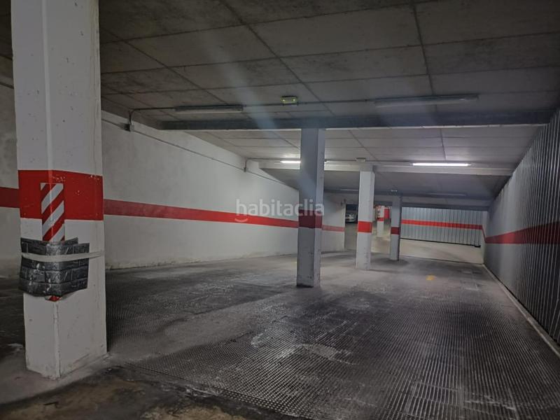 Foto cab8e613-5e13-417a-87c7-2445204b952d. Parking coche venta de plaza de garaje en Parque Alcosa Sevilla