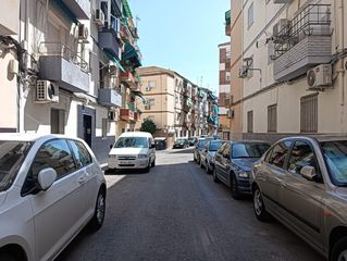 Flat in Peñamefecit - Avda Barcelona. Venta de piso en jaén. activo inmobiliario sin posesión. no se p
