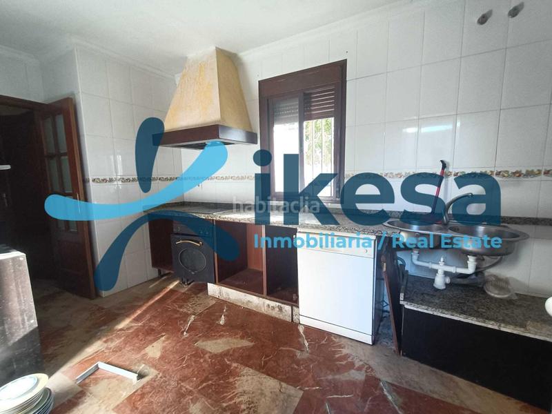 Foto 8beefb7d-d867-45ed-aa65-6996596b4eda. Casa adosada venta de casa adosada sevilla en Guillena pueblo Guillena