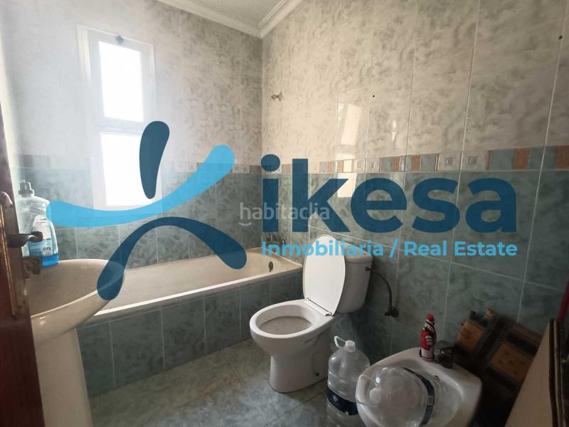 Foto cfc18a13-c3ec-4b81-8a53-ce9db69fb6f8. Casa adosada venta de casa adosada sevilla en Guillena pueblo Guillena