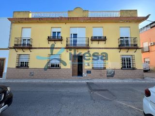 Casa a schiera in Viso del Alcor (El). Venta de casa adosada en el viso del alcor sevilla