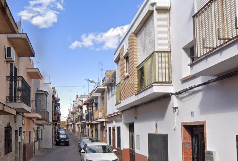 Foto b5c16e29-8e88-436d-8c5c-7998e6a21535. Pis amb aparcament a La Plata Sevilla