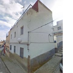 Haus in Ctra. Circunvalación - La Magdalena. Venta de vivienda en jaén. activo inmobiliario sin posesión. no