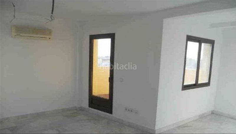 Foto 295be9a3-a2d9-42aa-99c7-49152554be55. Oficina  en general primo de rivera en Casco Antiguo Algeciras