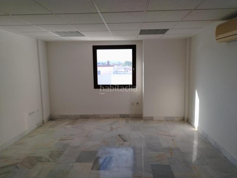 Foto 6458b0fb-c117-4578-a1cc-6f62940a05e9. Oficina  en general primo de rivera en Casco Antiguo Algeciras