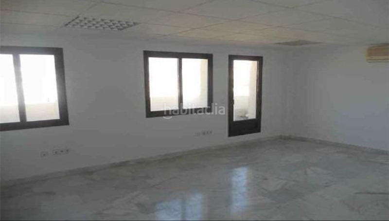 Foto ad1eaaa9-302f-4ae8-9ff9-faea455909f9. Oficina  en general primo de rivera en Casco Antiguo Algeciras