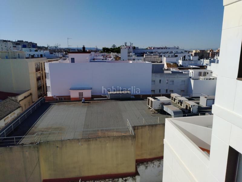 Foto d72bb660-529e-47b4-af89-49d49c5bf18d. Oficina  en general primo de rivera en Casco Antiguo Algeciras