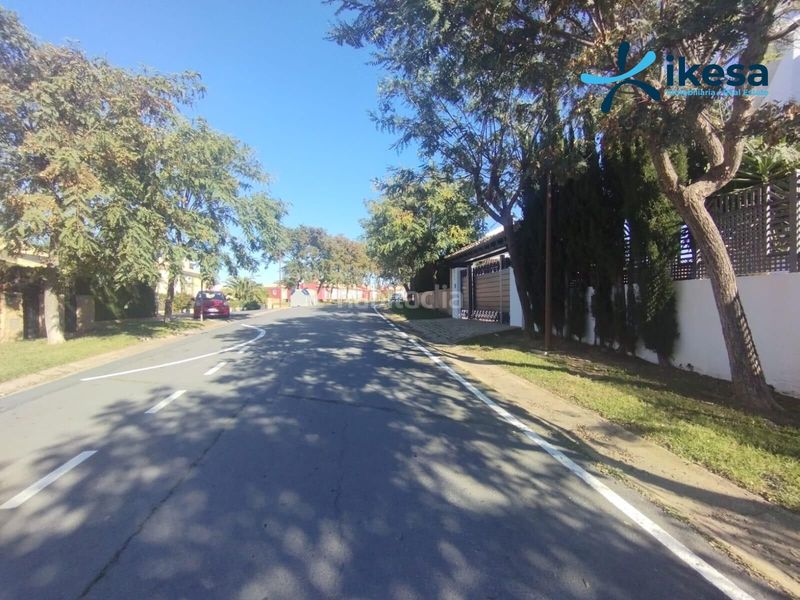 Foto 0cf51f77-50ca-460f-91cb-6a29ecbddc8f. Pis a Islantilla golf Islantilla