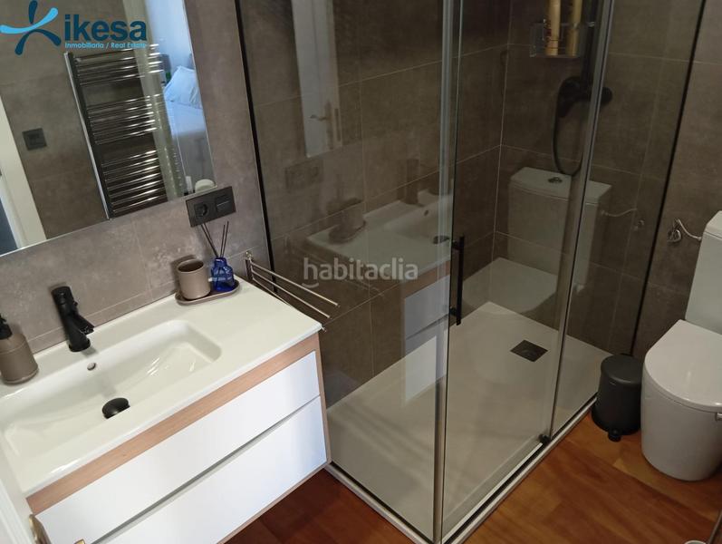 Foto 2cc1bded-aae9-4e1d-a818-4206e9804880. Appartamento in calle de jenaro de la fuente 54 in Vigo