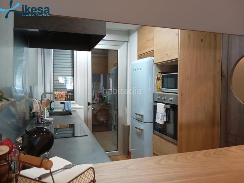 Foto 5bc17dc5-4ea6-40f9-9b38-e3c235ea76a6. Appartamento in calle de jenaro de la fuente 54 in Vigo