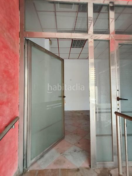 Foto 9565ebb2-6dff-4661-b51a-7fbbc42a5a3e. Local commercial dans San García Algeciras