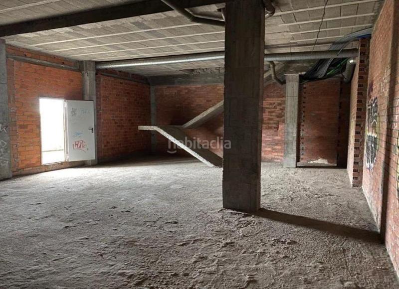 Foto b51dfe98-234b-4bfc-a099-e5148c122427. Geschäftsraum in calle aragon 147 in travesía de Vigo - san xoán Vigo