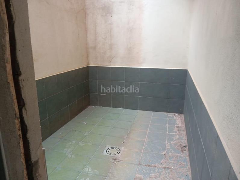 Foto c593e251-58f0-4db2-b91a-549230c5b488. Local comercial a calle de bolivia 26 a Plaza España - Corte Inglés Vigo