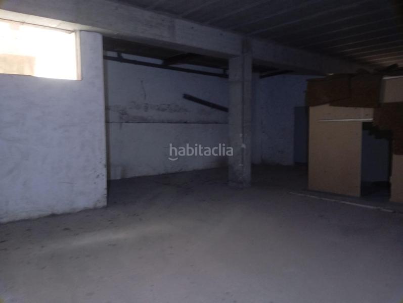 Foto 44ae47e2-971f-4992-ab0b-68a4448e4a92. Local commercial dans calle de bolivia 26 dans Plaza España - Corte Inglés Vigo