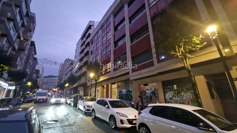 Foto 78d0ba8f-fe12-428a-b2b3-ab3fb303573c. Locale commerciale in calle de bolivia 26 in Plaza España - Corte Inglés Vigo