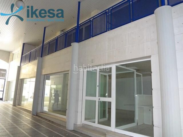 Foto f057df03-454b-48ae-b46c-ad0a0d0ca0ae. Pis amb aparcament a Centro Huelva