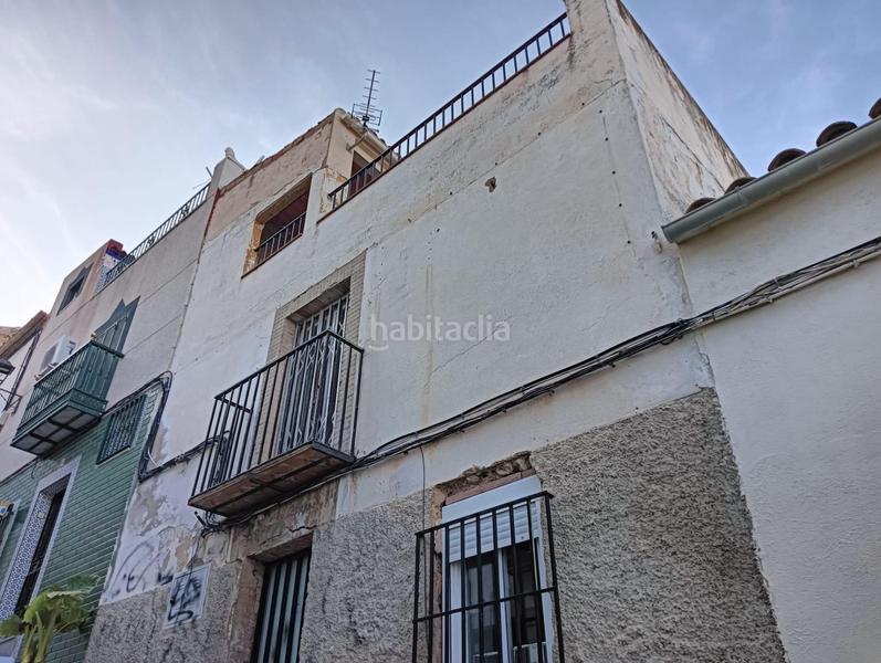 Foto 9fc258d5-b637-4e7f-91f7-c84569ce9c8d. Maison jumelée dans Ctra. Circunvalación - La Magdalena Jaén