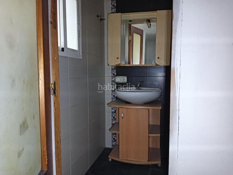 Foto c0732d6c-da6d-40f9-9111-5d75bc3c189a. Maison jumelée dans Ctra. Circunvalación - La Magdalena Jaén