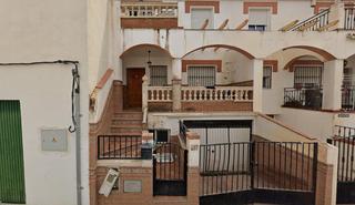 Casa adossada a Cijuela
