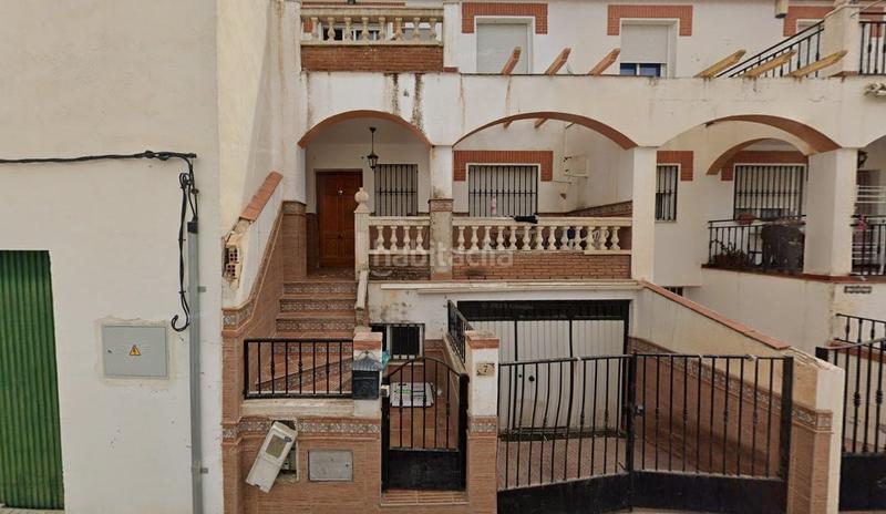 Foto 213df2fe-b25d-4abc-a2f4-bbf104143f8a. Casa adosada en Cijuela