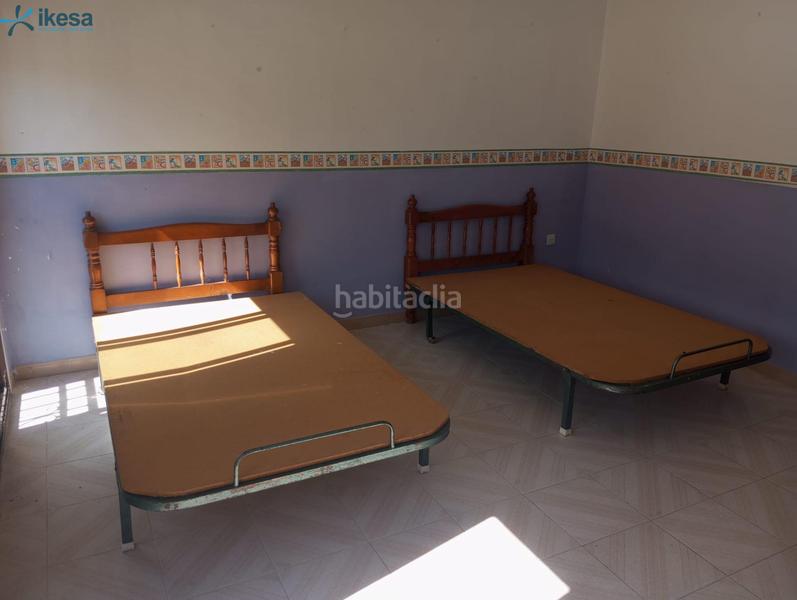 Foto 5e61c970-b994-4475-b97f-1bbae165b3c7. Casa adossada a Azuaga
