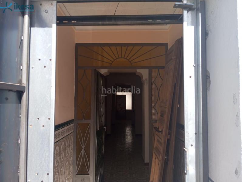 Foto b0123317-7860-4569-8842-310148894577. Casa adossada a Azuaga