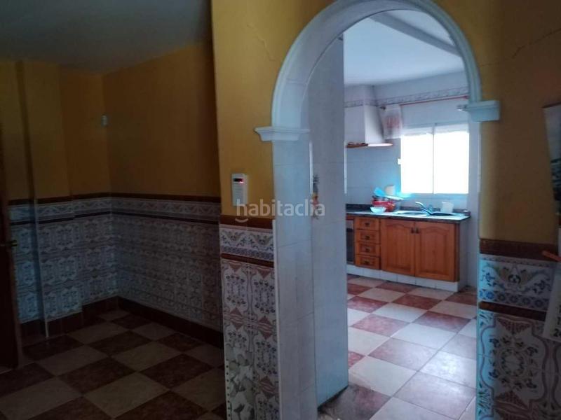 Foto 5b00a0f0-b5ed-4982-b08d-5297ef4443d8. Chalet espaciosa casa unifamiliar en la bajadilla en Algeciras