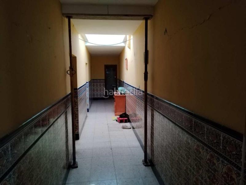 Foto ed6edc26-25ce-40ee-b6f8-5a8476bd0acb. Chalet espaciosa casa unifamiliar en la bajadilla en Algeciras
