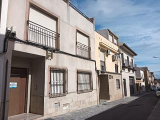 Pis a Úbeda. Venta conjunta de 4 viviendas en úbeda jaén