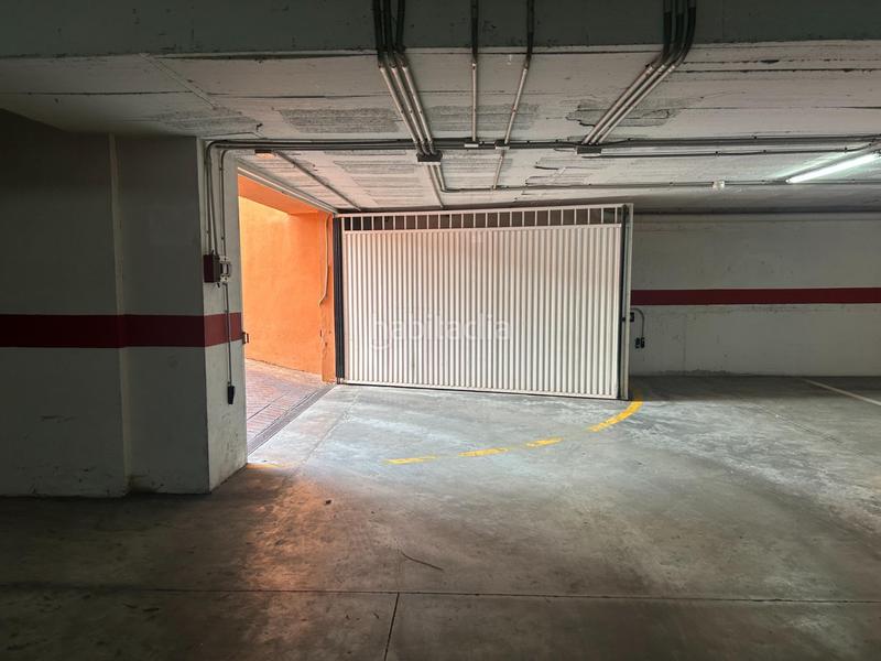 Foto 28da61c5-7022-41f3-9d50-58eba42a5545. Parking coche vente de plaza de garaje , málaga. en Torremolinos