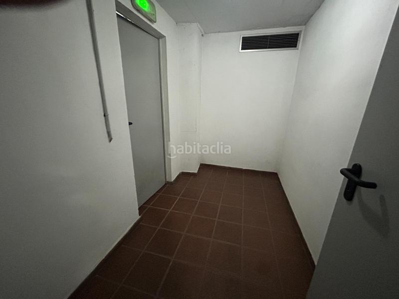 Foto b3994434-13b4-4378-8d37-a674632ce48b. Parking coche vente de plaza de garaje , málaga. en Torremolinos