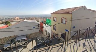 Maison jumelée à Ctra. Circunvalación - La Magdalena. Venta de casa en jaén. activo inmobiliario sin posesión. no se p
