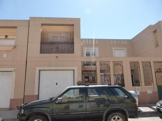 Maison à San Isidro - Campohermoso. Venta de casa sin posesión en nijar almería