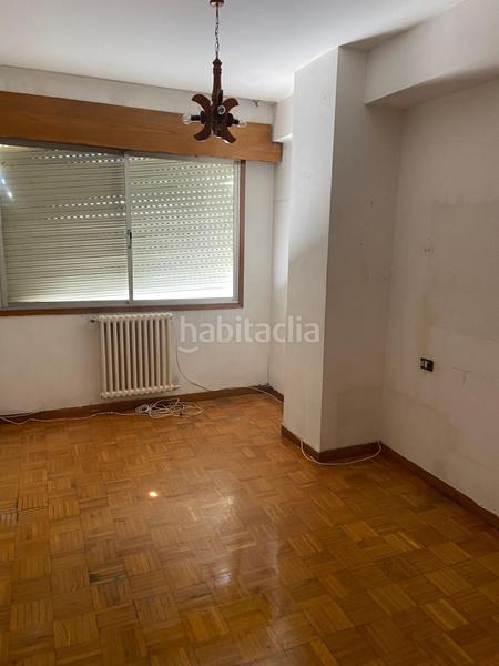 Foto 5afbb24c-e2dd-4e9e-8970-b481ed58b8d0. Pis a avenida ribeiro do 31 a Ribadavia