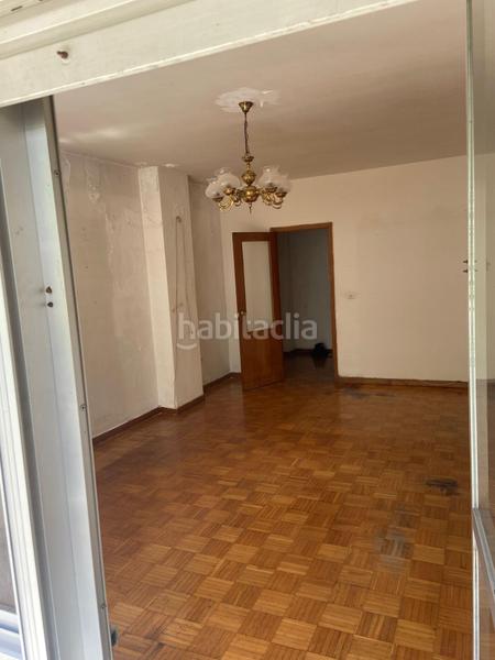 Foto 6401f130-0530-4d34-923c-083d39479c44. Pis a avenida ribeiro do 31 a Ribadavia