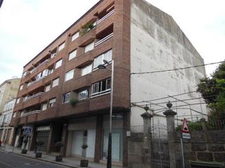 Appartamento in Avenida ribeiro do 31. Piso amplio en ribadavia
