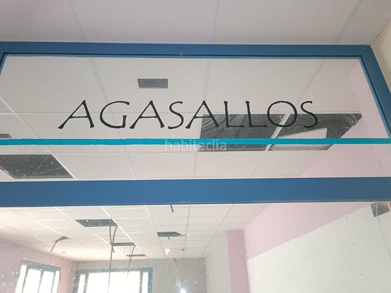 Foto 770f2590-dc99-4031-ac30-5ff76fb56402. Geschäftsraum in calle ferrol in Mondoñedo