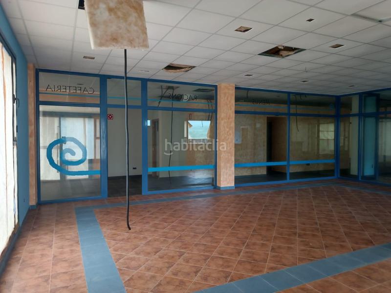 Foto c6da3191-965b-449b-8b9b-e8c61d65fd15. Geschäftsraum in calle ferrol in Mondoñedo