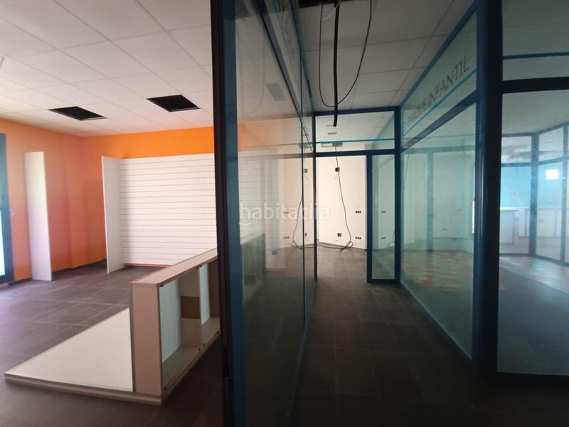 Foto 2382b8d9-8a30-4991-9adc-52798b02f4f7. Locale commerciale in calle ferrol in Mondoñedo