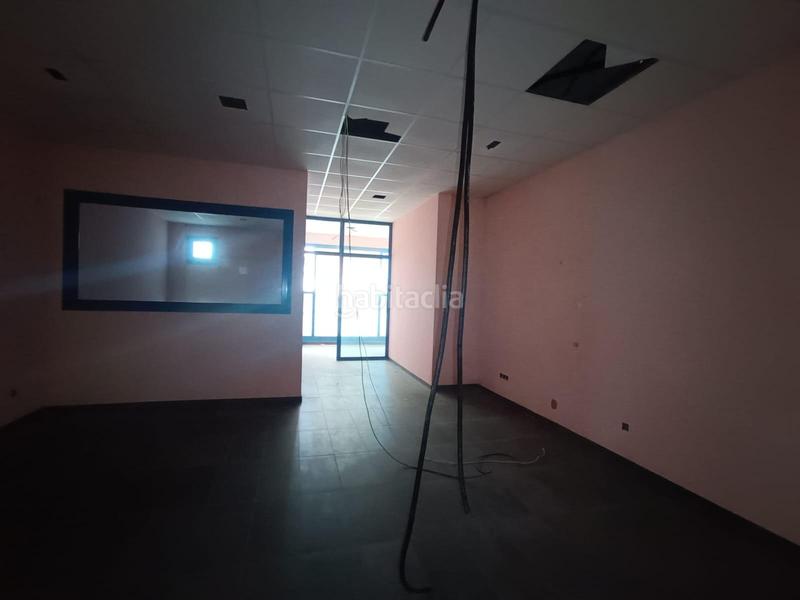 Foto 5fe04d5d-cc5b-4b2a-afa3-93a50ba80e89. Locale commerciale in calle ferrol in Mondoñedo