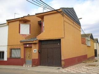 Casa a Quintanar del Rey. Venta de casa sin posesión en quintanar del rey cuenca
