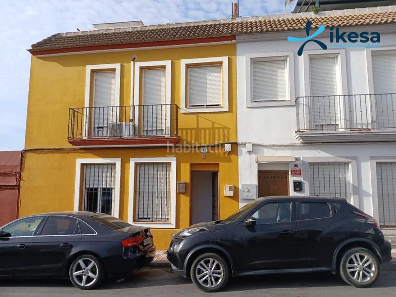 Foto ef1746cb-6138-4e98-b274-f2abf6c32ac3. Casa adossada a Almonte Almonte